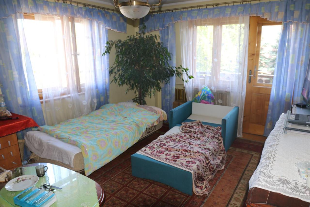 Smyrecek-Centrum Bukowiny Bukowina Tatrzańska Kamer foto